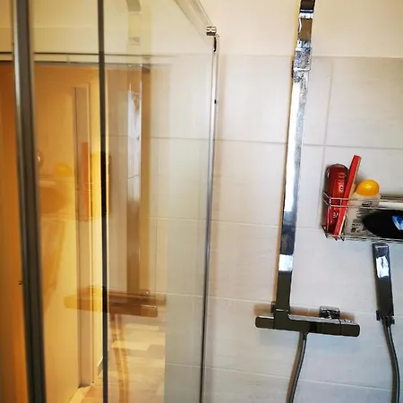 Condominio Primavera شقة
